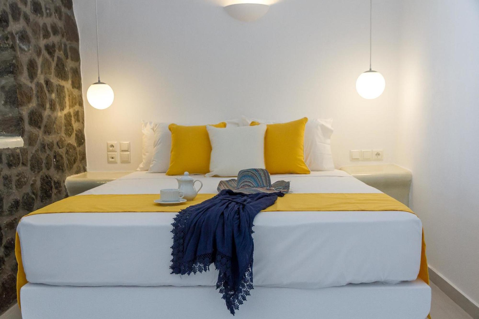 Asma Suites Fira  Ruang foto